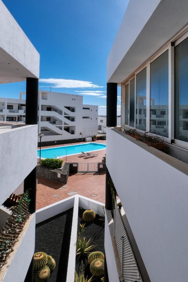 Vila Casa Elin-Shared Pool, Fast Wifi Costa Teguise Exteriér fotografie